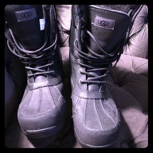 Authentic Men’s Ugg Butte Size 11 #5521